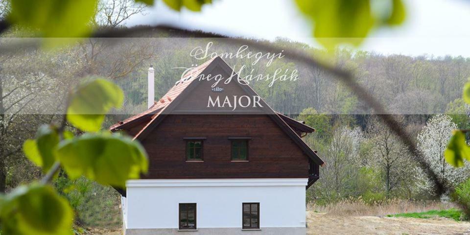 Somhegyi Öreg Hársfák Major Vendégház Bakonybél Esterno foto